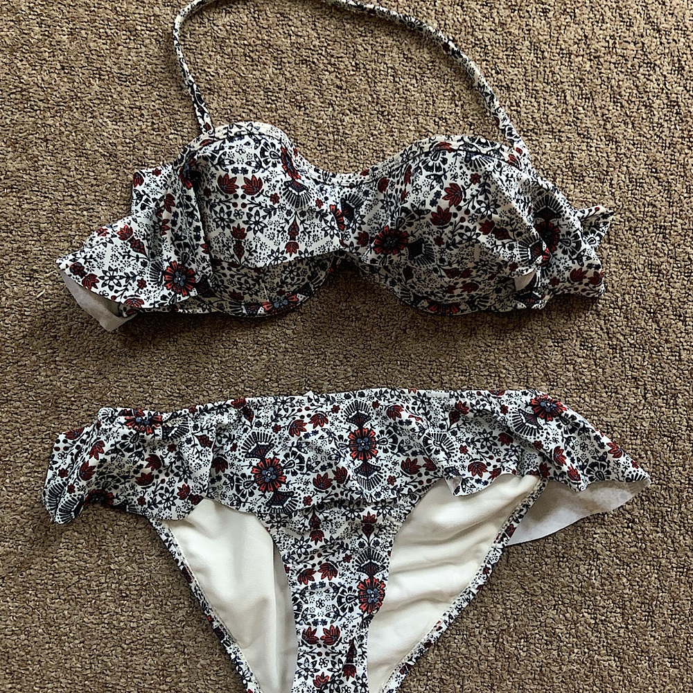 Floral Ruffled Two-piece